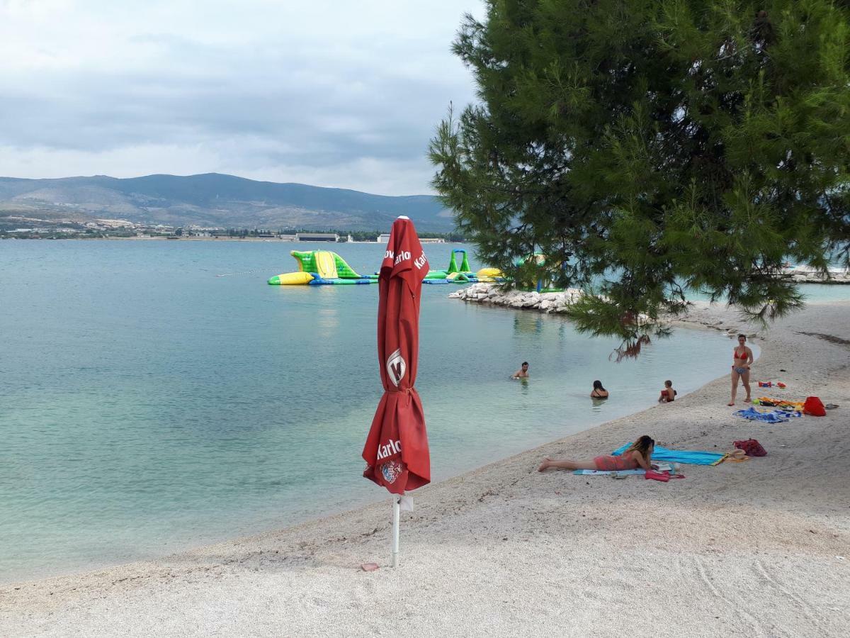 Apartment Ela Trogir Exterior photo